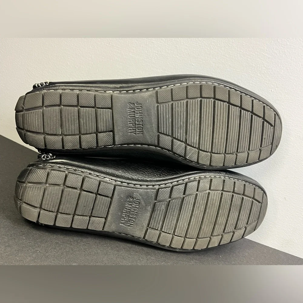 Johnston & Murphy-‎ Sheepskin, Black Slip On- Size: 10-1/2M, Pre-Owned